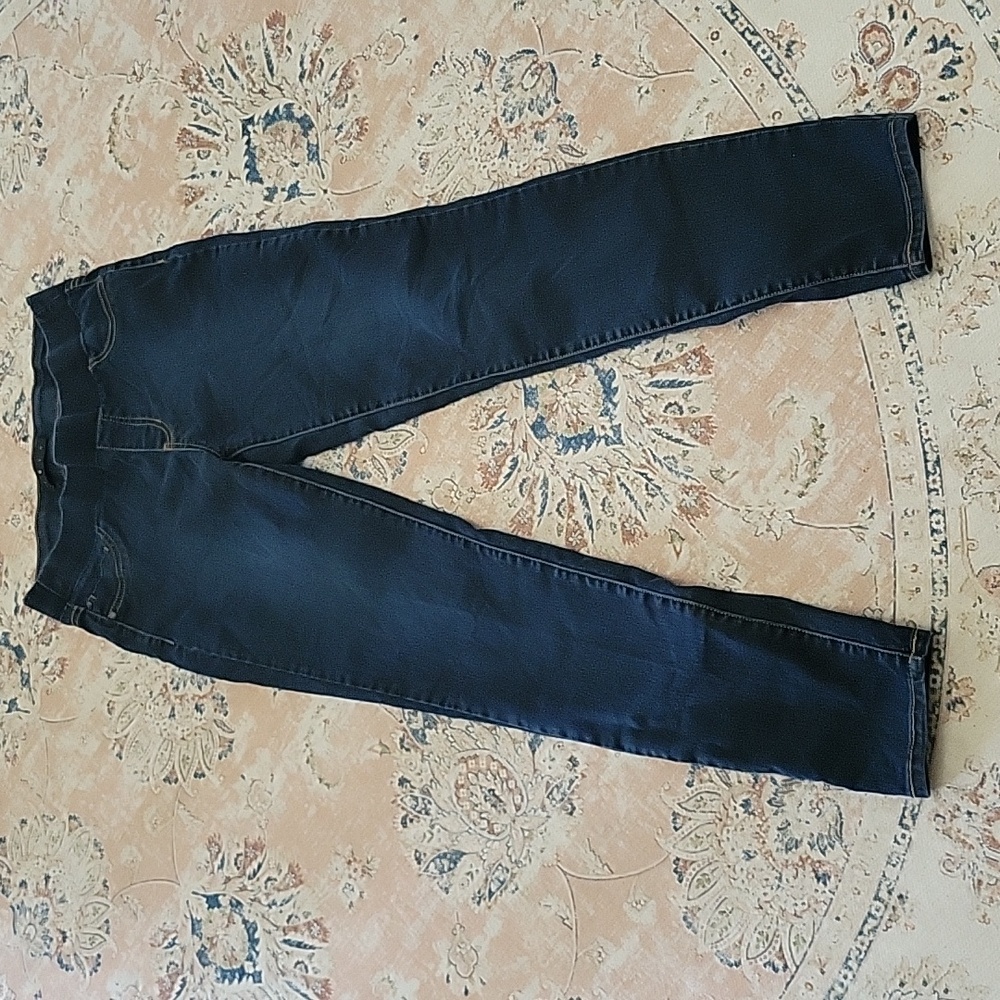 CBLA stretch blue jeans pull on smooth elastic waist 2 back pockets sz 6…EUC